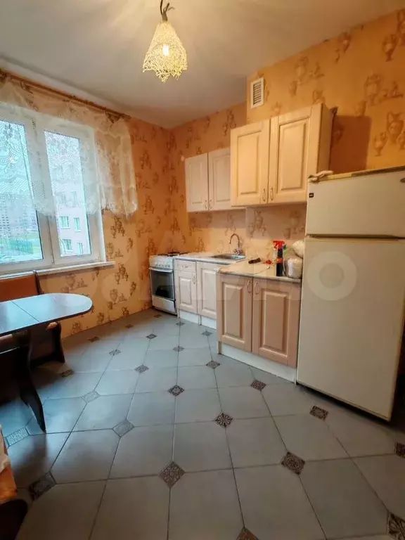 2-к. квартира, 69 м, 3/15 эт. - Фото 0