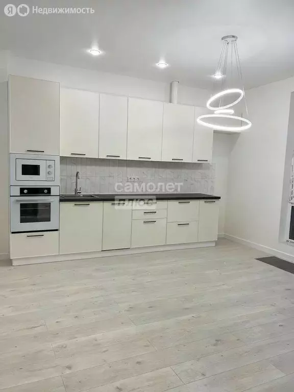 3-комнатная квартира: Москва, Новоостаповская улица, 20 (50.4 м) - Фото 1