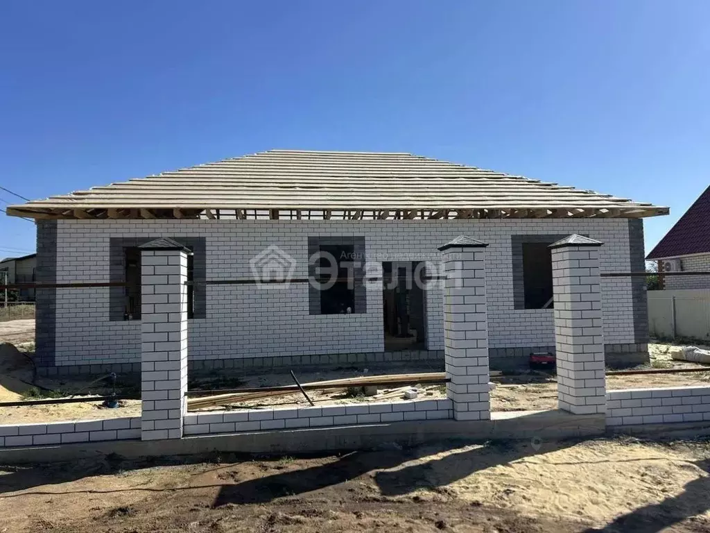 Дом в Волгоградская область, Городище рп ул. Роз, 21 (110 м) - Фото 1