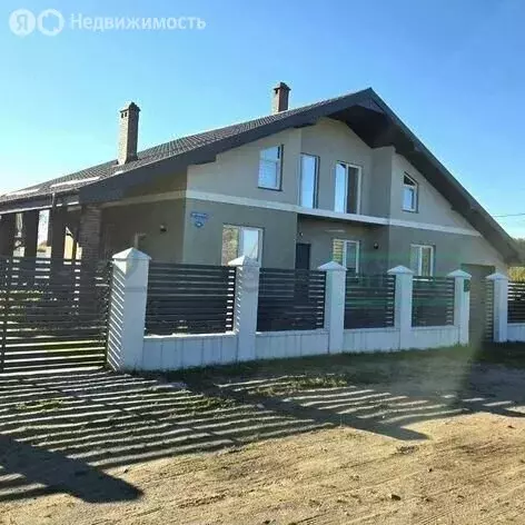 Дом в посёлок Коврово, Балтийская улица (229 м) - Фото 1