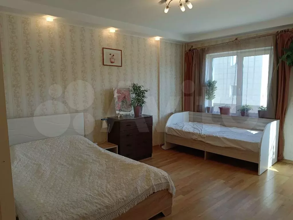 3-к. квартира, 72 м, 2/4 эт. - Фото 0