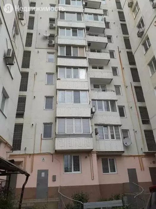 2-комнатная квартира: Евпатория, улица Кропоткина, 63а (60 м) - Фото 1