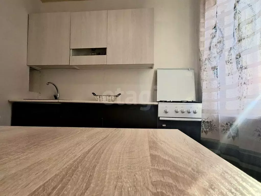 2-к кв. Вологодская область, Череповец Красная ул., 22 (42.2 м) - Фото 1