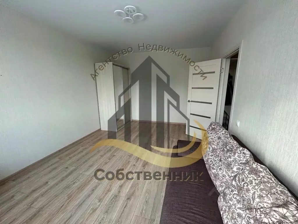 1-к кв. Белгородская область, Старый Оскол Центральный мкр, 4А (42.0 ... - Фото 1