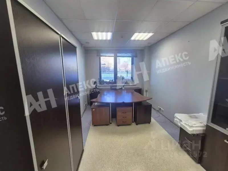 Офис в Москва ул. Введенского, 1С1 (18 м) - Фото 1