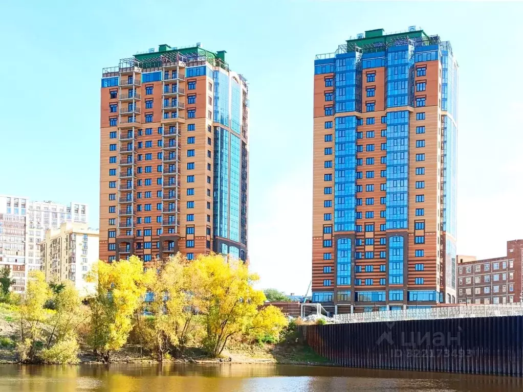 2-к кв. Омская область, Омск ул. 1-я Затонская, 1 (71.1 м) - Фото 1