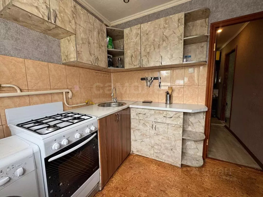 3-к кв. Оренбургская область, Оренбург ул. Кривцова, 1А (42.5 м) - Фото 0