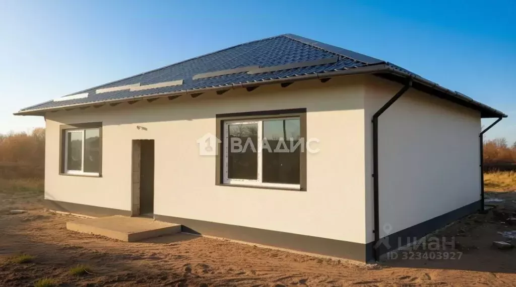 Дом в Калининградская область, Гурьевский муниципальный округ, пос. ... - Фото 1