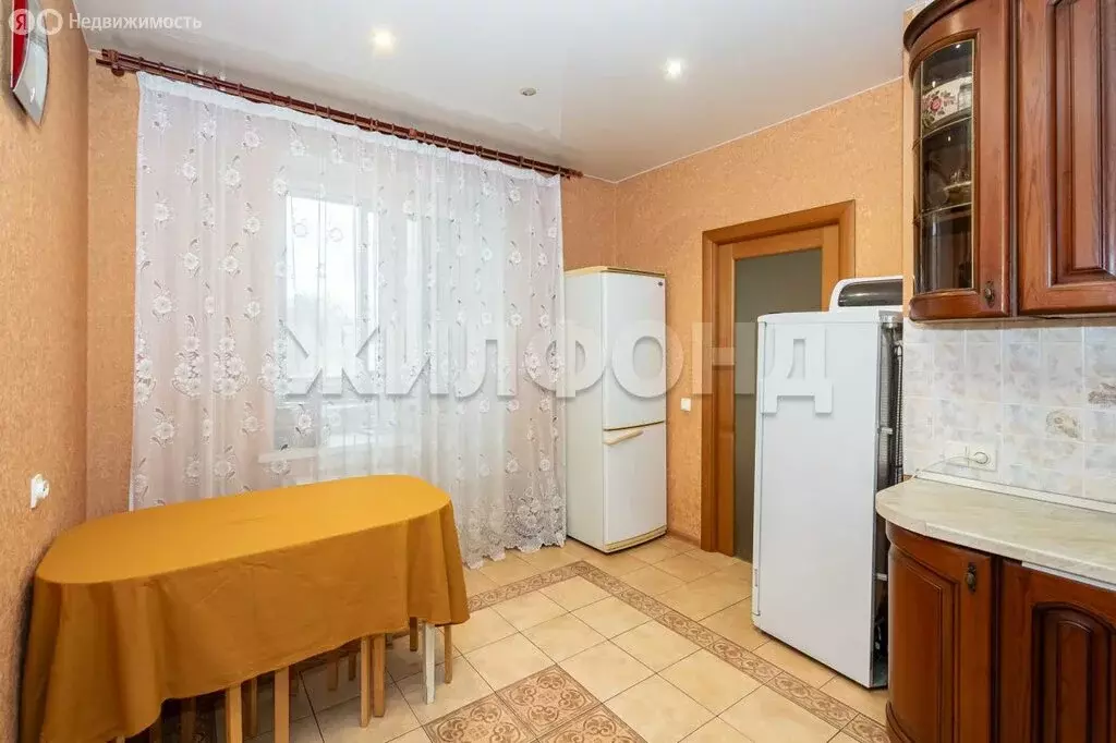 3-комнатная квартира: Кольцово, Никольский проспект, 2 (81.6 м) - Фото 1