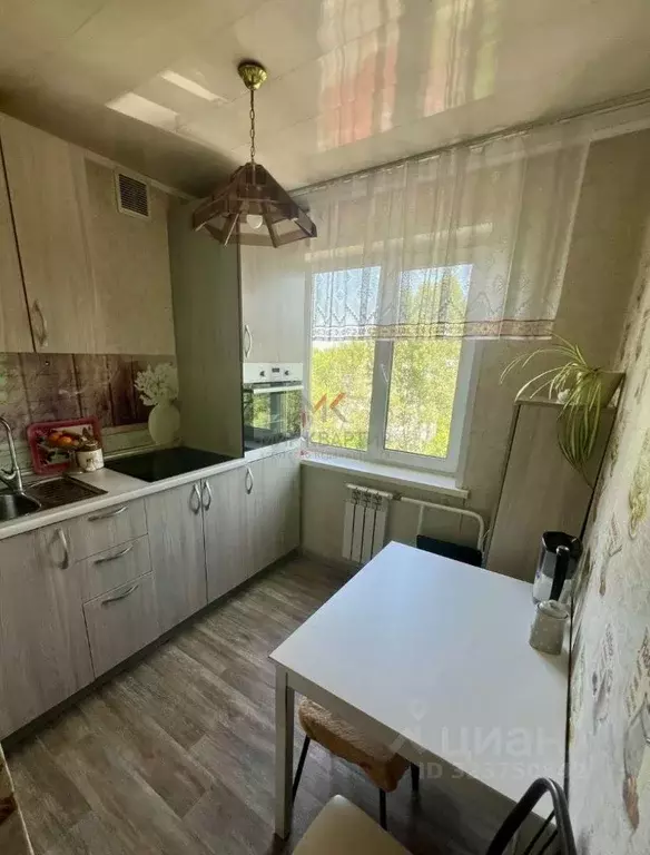 2-к кв. Хакасия, Абакан Торговая ул., 20 (44.8 м) - Фото 1