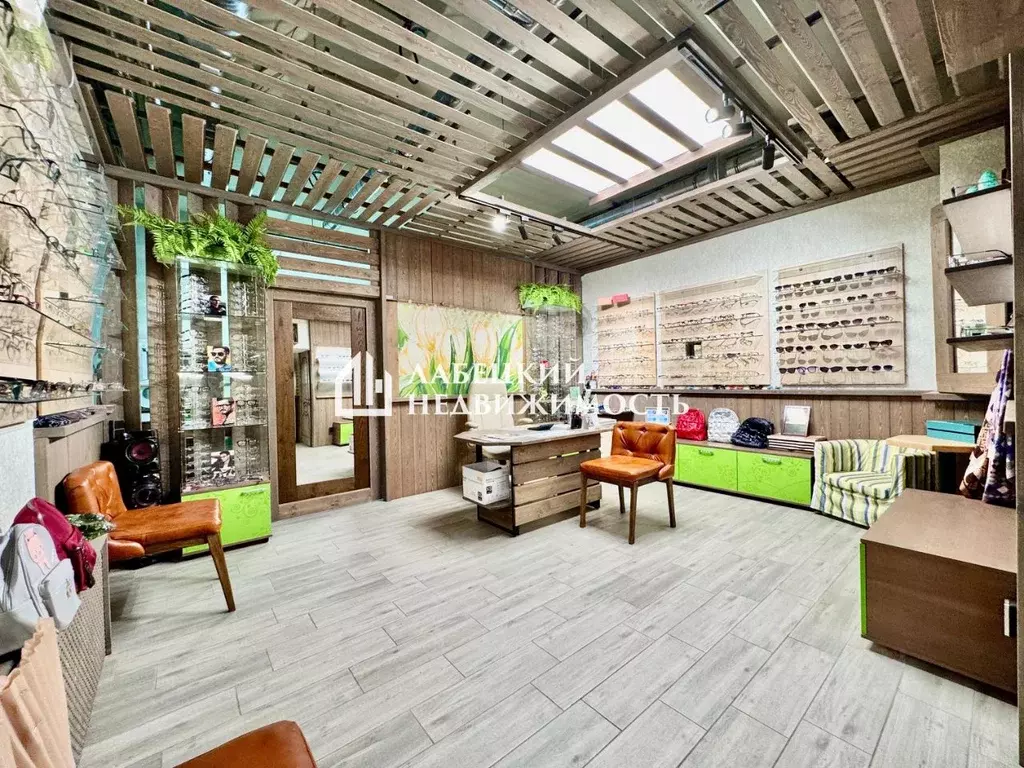 Помещение свободного назначения в Санкт-Петербург Лиственная ул., 18к1 ... - Фото 1