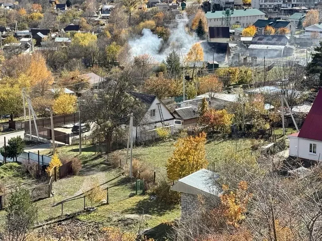 Участок в Карачаево-Черкесия, Теберда Карачаевский городской округ,  ... - Фото 1