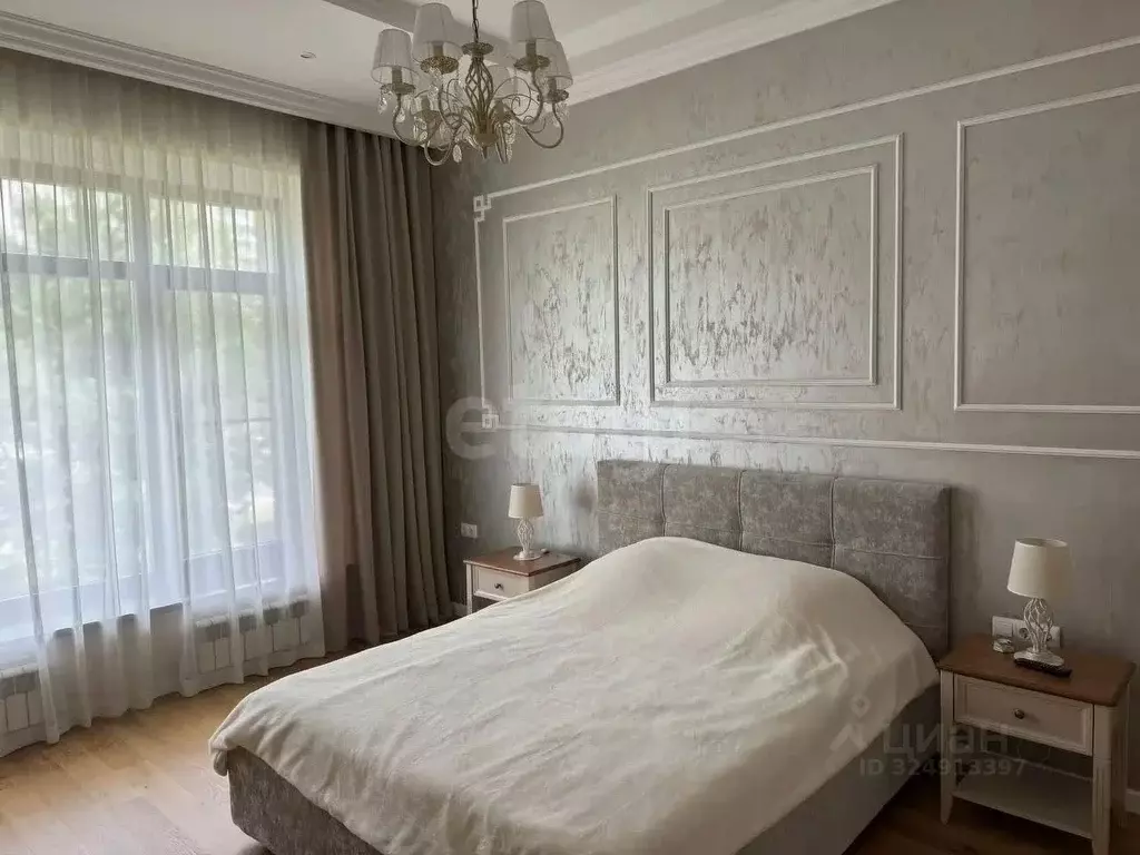 4-к кв. Ярославская область, Ярославль просп. Фрунзе, 70 (170.0 м) - Фото 1