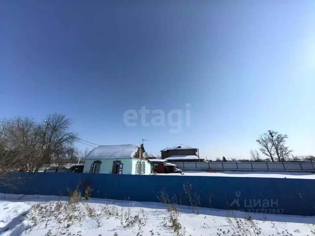 Дом в Амурская область, Белогорск ш. Никольское, 107А (50 м) - Фото 1