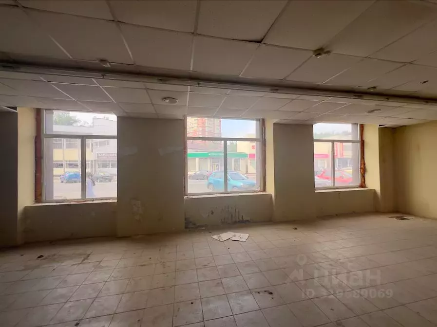 Торговая площадь в Московская область, Клин ул. Гагарина, 49 (710 м) - Фото 1