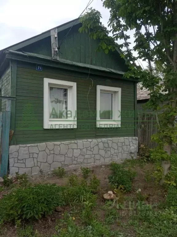 Дом в Саратовская область, Энгельсский район, Красноярское ... - Фото 0