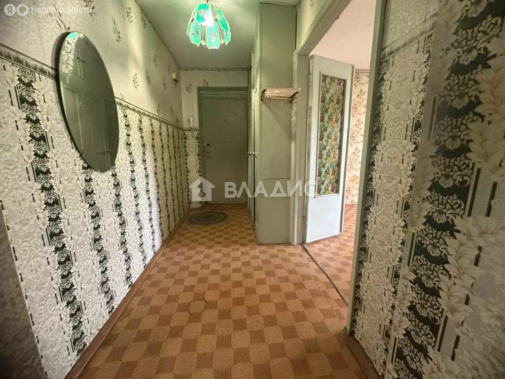 2-комнатная квартира: Благовещенск, улица Калинина, 110 (48.6 м) - Фото 0