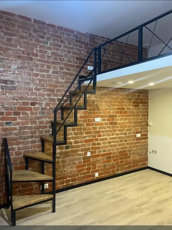 Студия Санкт-Петербург просп. Большой Васильевского острова, 24 (28.0 ... - Фото 1