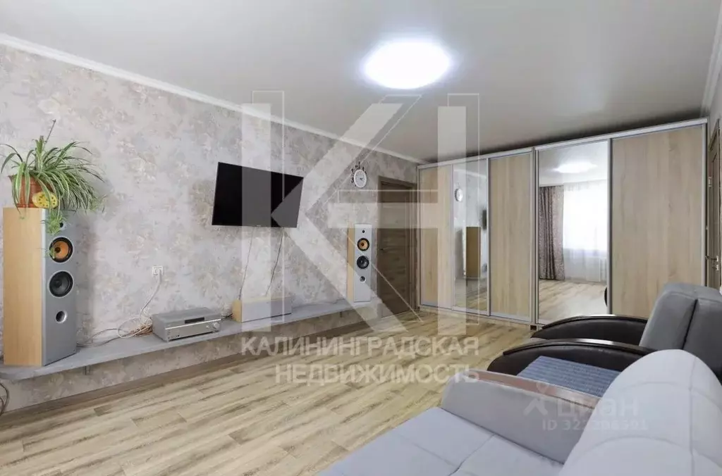 2-к кв. Калининградская область, Калининград Угловая ул., 15 (53.7 м) - Фото 1