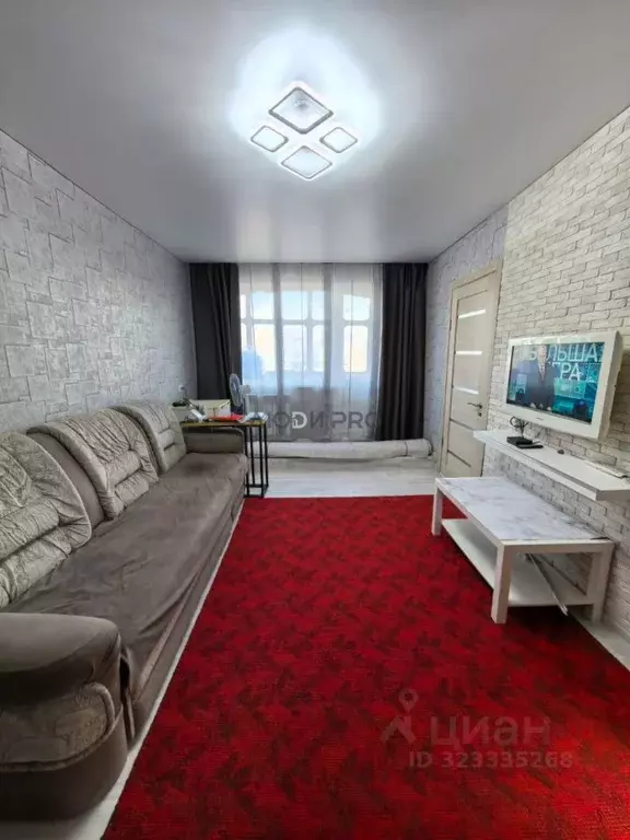 3-к кв. Алтайский край, Барнаул ул. 50 лет СССР, 15 (48.0 м) - Фото 1