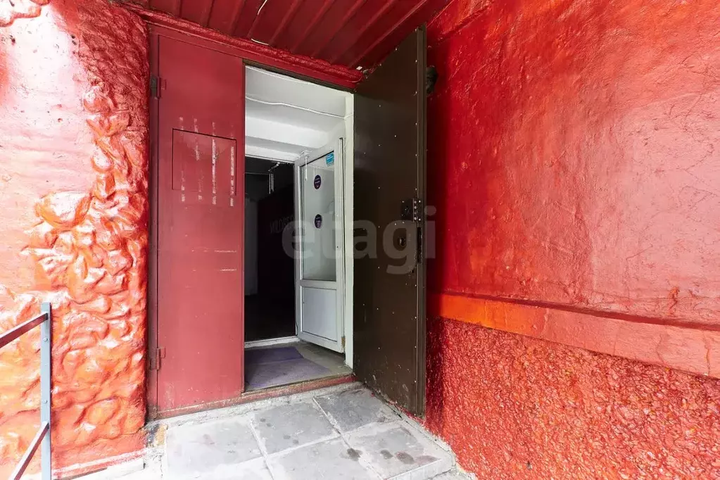 Помещение свободного назначения в Тюменская область, Тюмень ул. ... - Фото 1