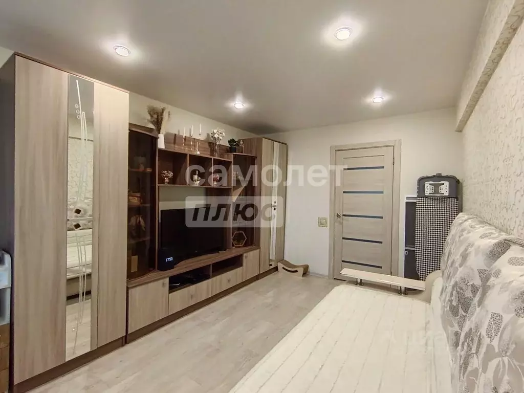 2-к кв. Алтайский край, Бийск ул. Имени Героя Советского Союза ... - Фото 0