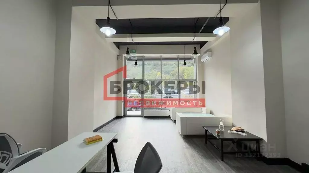 Офис в Севастополь ул. Портовая, 17 (40 м) - Фото 2