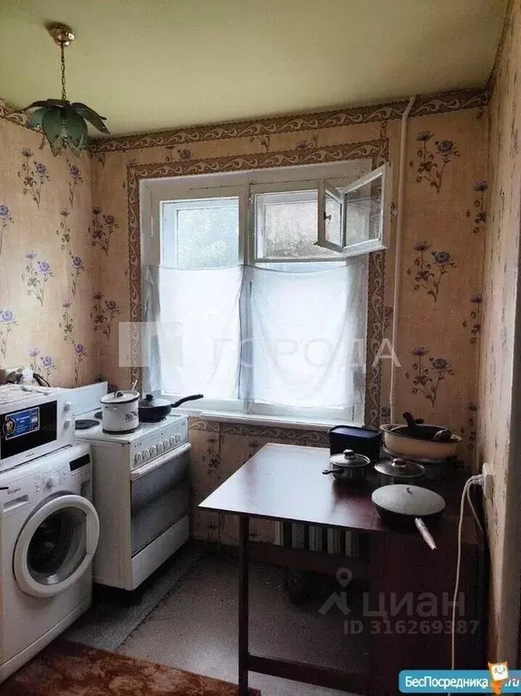3-к кв. Алтайский край, Барнаул ул. Антона Петрова, 154 (64.0 м) - Фото 0