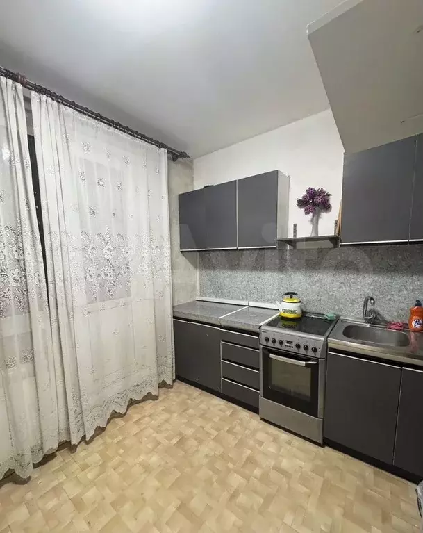 Комната 25 м в 1-к., 13/16 эт. - Фото 0