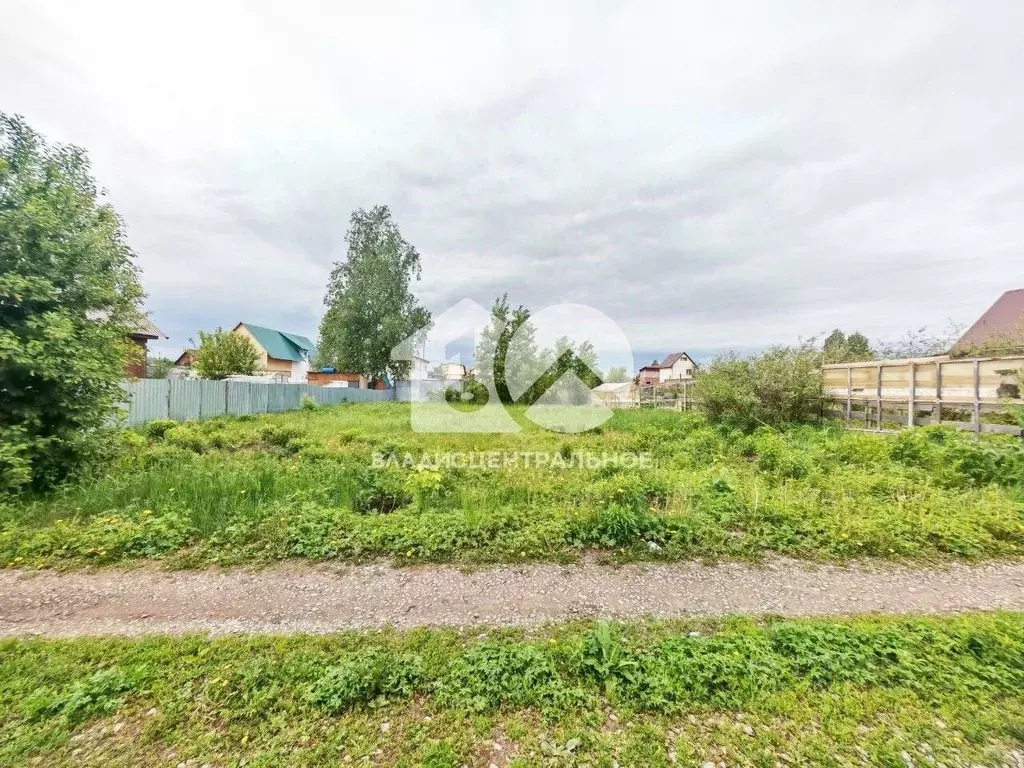 Участок в Новосибирская область, Бердск Марьин Лог СНТ, ул. 51-я, 35 ... - Фото 0