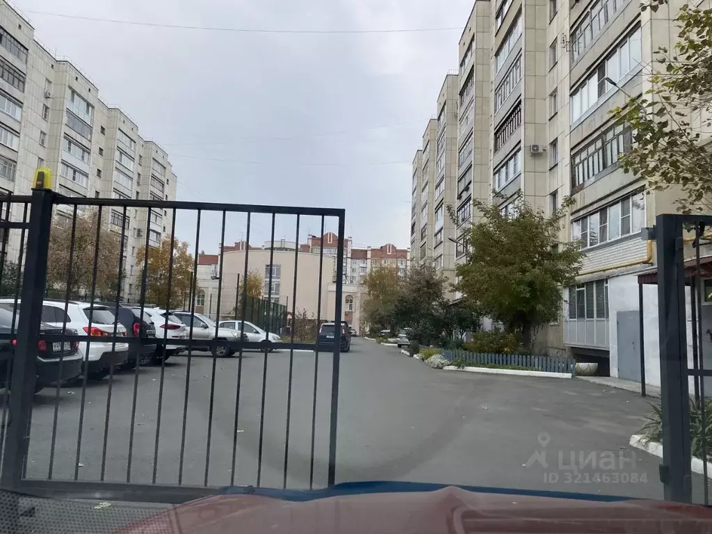 3-к кв. Курганская область, Курган ул. Урицкого, 29 (71.0 м) - Фото 1