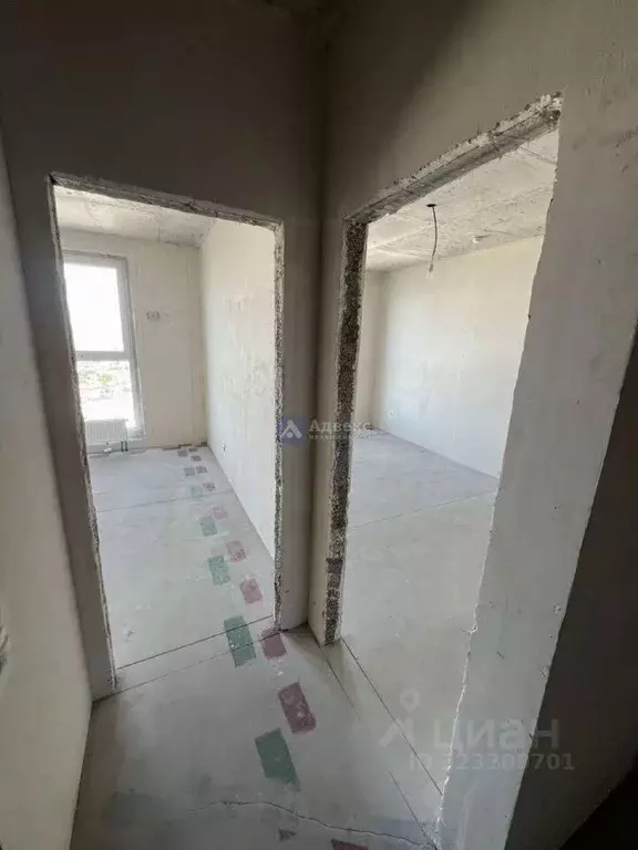 1-к кв. Тюменская область, Тюмень ул. Фармана Салманова, 17 (36.0 м) - Фото 1