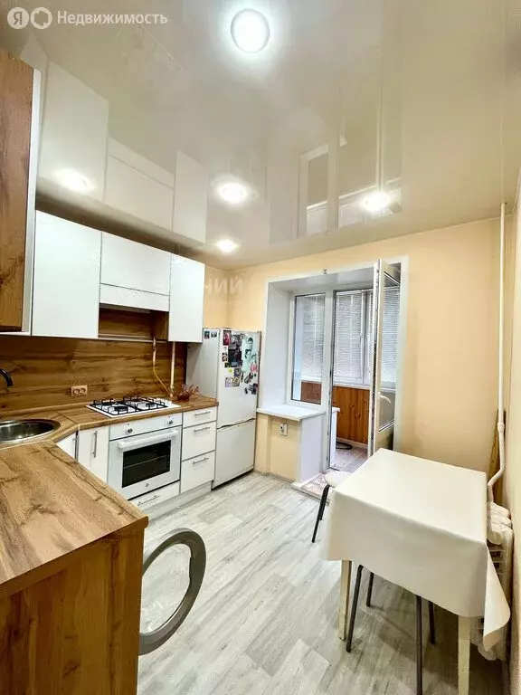 2-комнатная квартира: Канаш, Заводская улица, 5 (49.1 м) - Фото 0