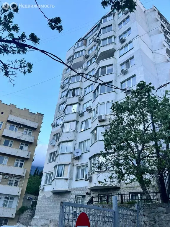 1-комнатная квартира: Ялта, улица Дзержинского, 33к3 (33 м) - Фото 0