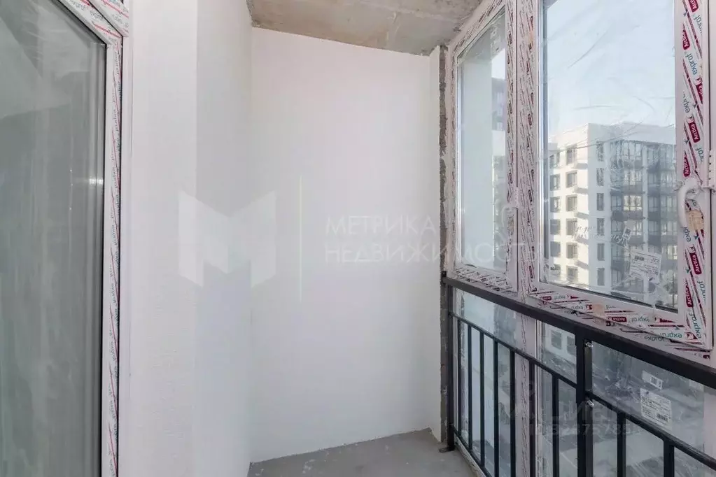 2-к кв. Тюменская область, Тюмень ул. Разведчика Кузнецова, 16/1 (67.0 ... - Фото 1