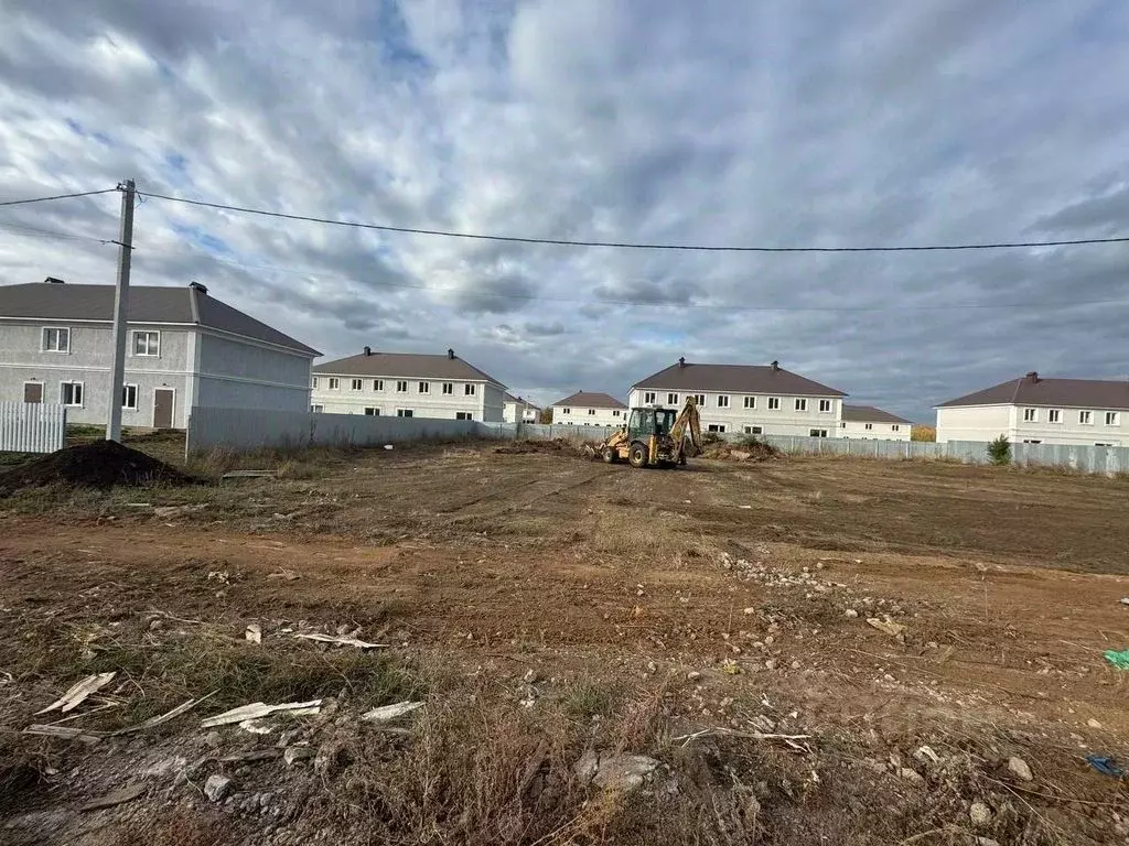 Участок в Оренбургская область, Оренбург Энергостроитель СНТ, ул. ... - Фото 1