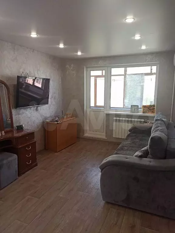 1-к. квартира, 31 м, 4/5 эт. - Фото 0