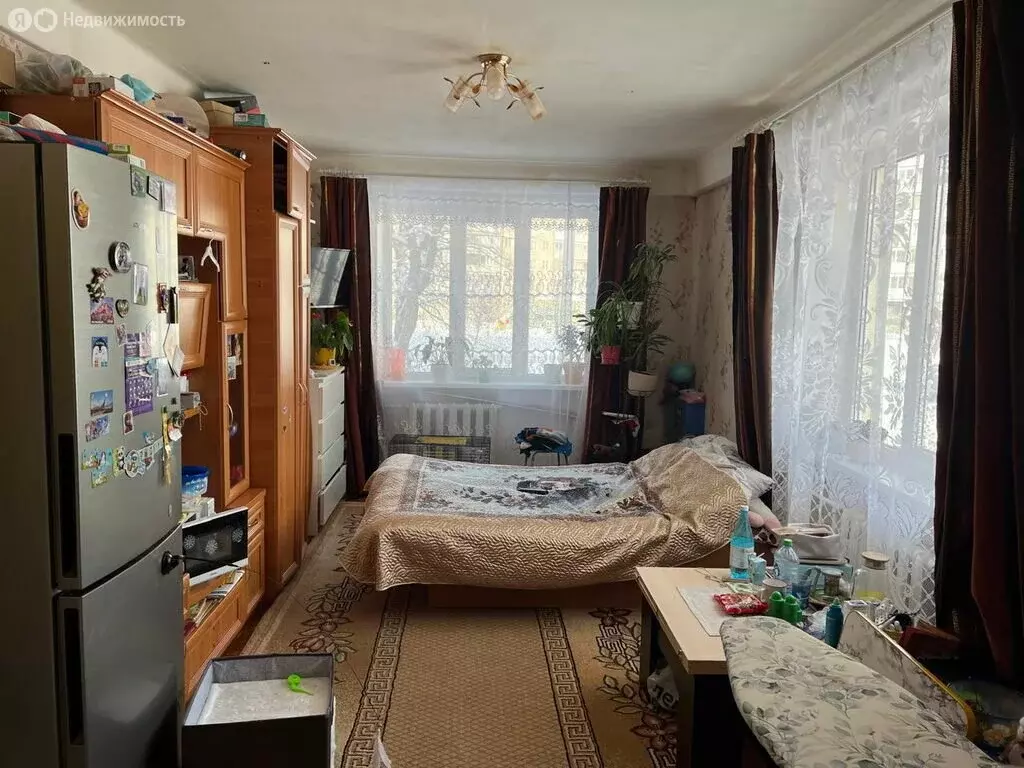 4-комнатная квартира: село Русско-Высоцкое, 17 (73.7 м) - Фото 0