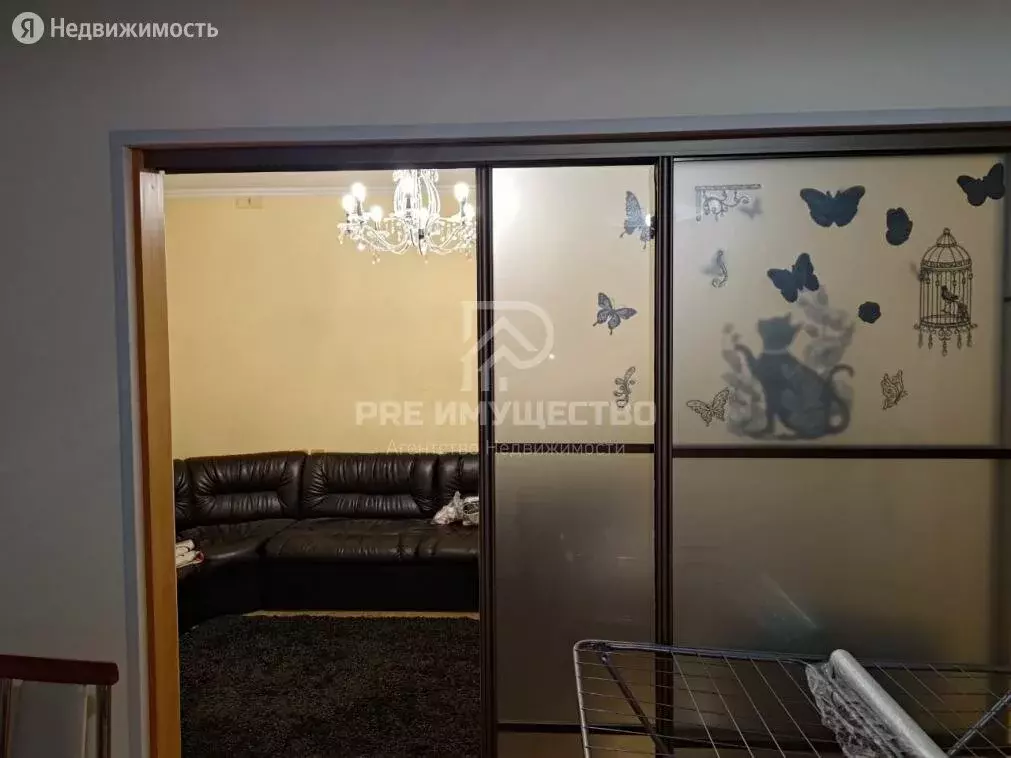 3-комнатная квартира: Якутск, улица Пояркова, 19 (90 м) - Фото 1