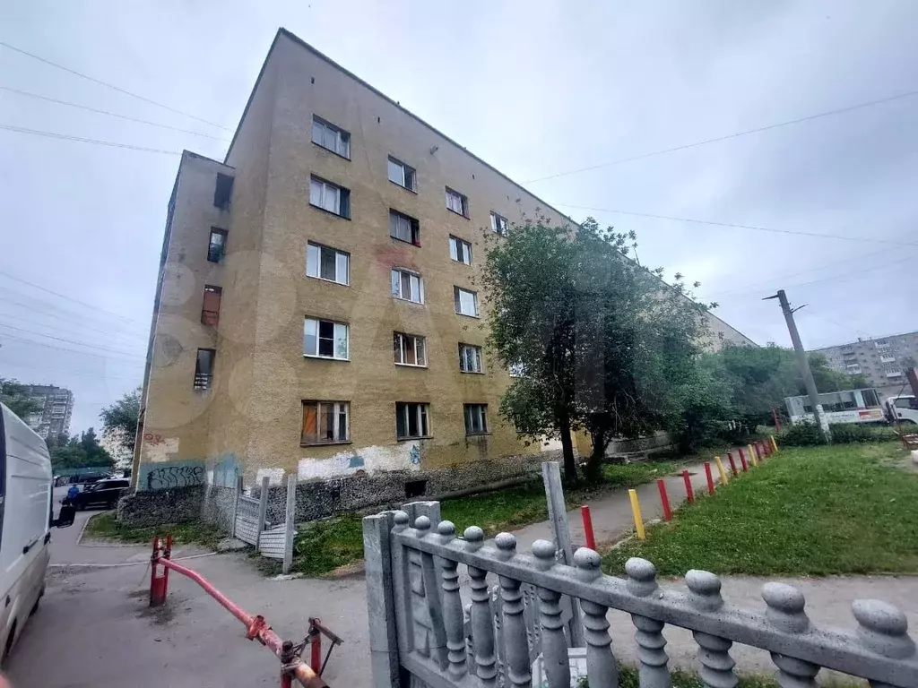 Комната 13,2 м в 1-к., 5/5 эт. - Фото 0