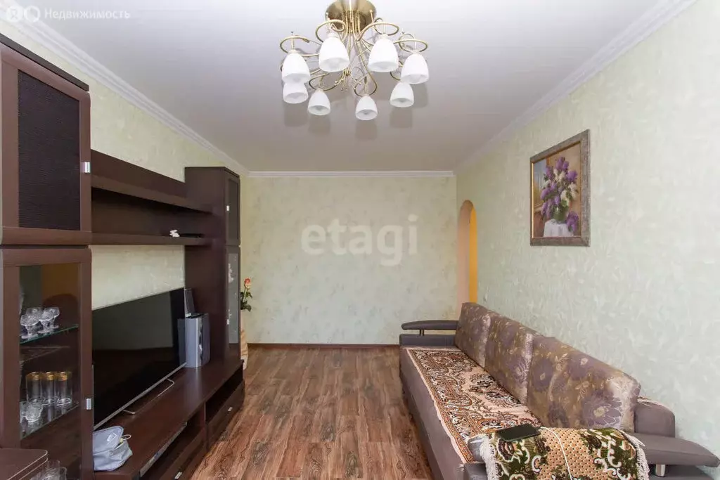 2-комнатная квартира: Тобольск, 10-й микрорайон, 13 (52 м) - Фото 1