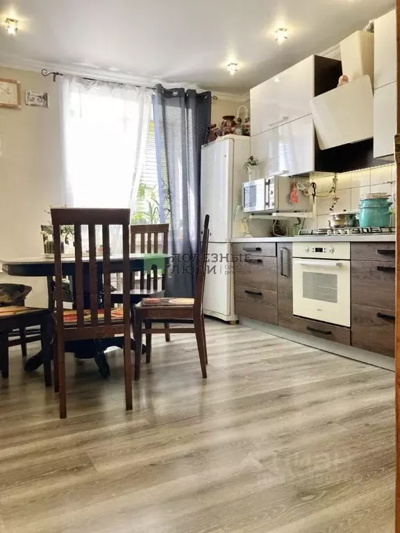 2-к кв. Орловская область, Урицкий район, Нарышкино пгт  (63.0 м) - Фото 1