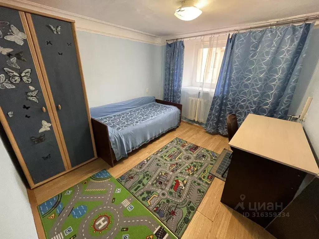 Комната Санкт-Петербург Каменноостровский просп., 63 (16.0 м) - Фото 0