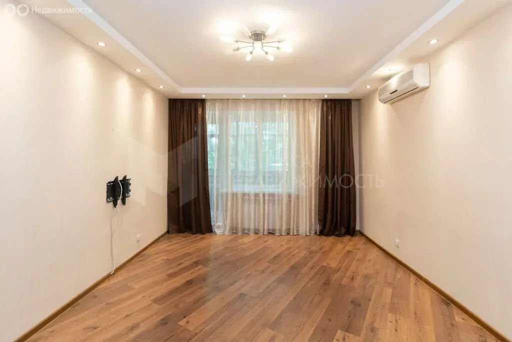 2-комнатная квартира: Тюмень, Профсоюзная улица, 17 (45 м) - Фото 1