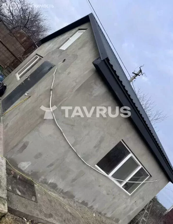 Дом в Трудовское сельское поселение, Симферопольский ров (30 м) - Фото 1