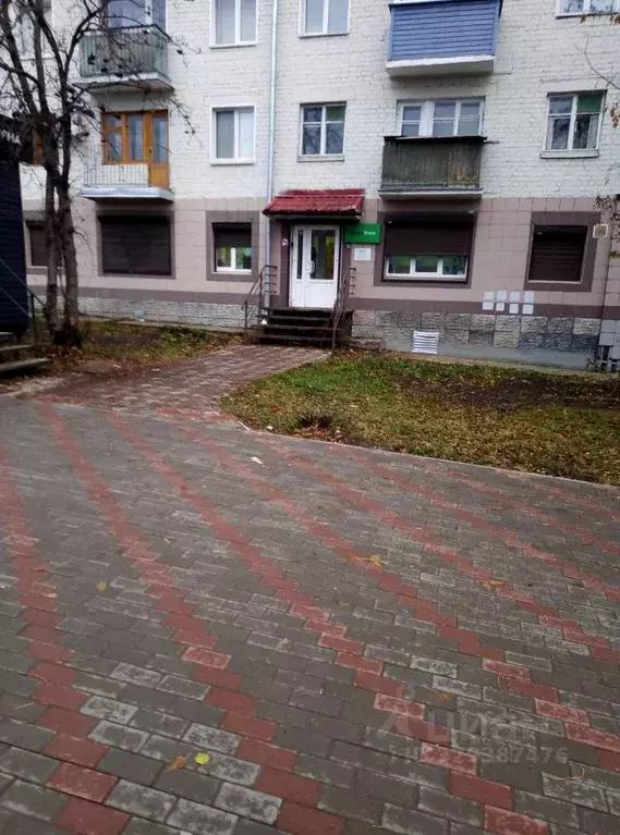 Помещение свободного назначения в Кировская область, Киров Октябрьский ... - Фото 1