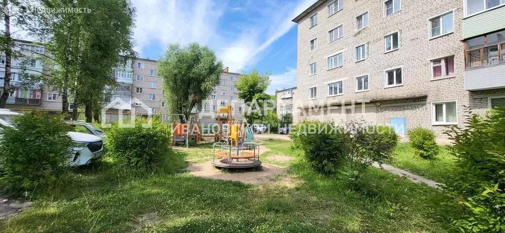 2-комнатная квартира: Заволжск, улица Герцена, 10 (45 м) - Фото 1