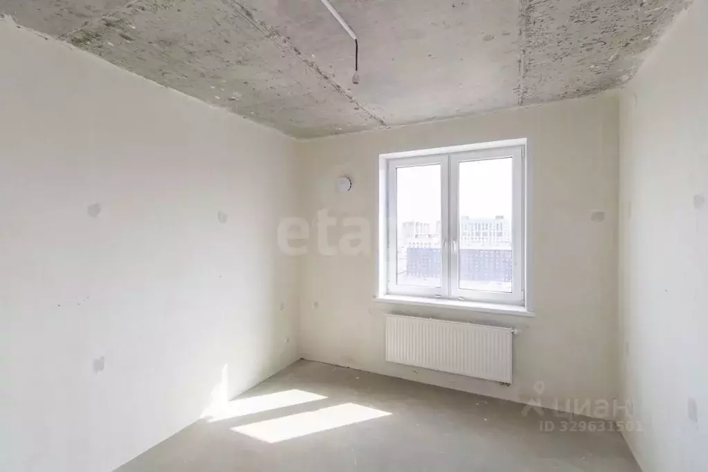 3-к кв. Тюменская область, Тюмень Новгородская ул., 14 (86.2 м) - Фото 1