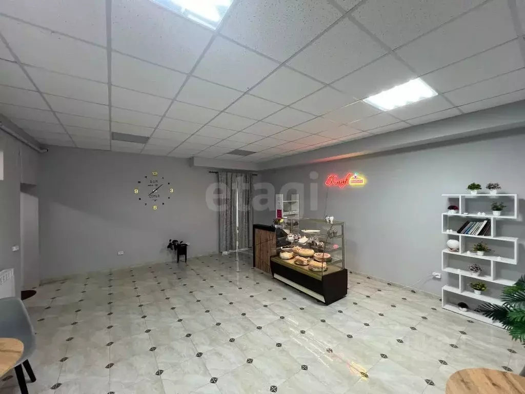 Помещение свободного назначения в Ингушетия, Магас ул. Саида Чахкиева ... - Фото 1