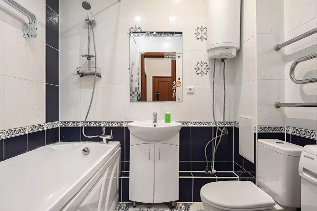 1-к кв. Татарстан, Казань Чистопольская ул., 74 (57.0 м) - Фото 1